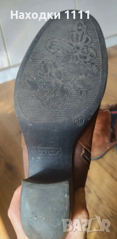 Прекрасни боти ботуши естествен велур, испански Carmela, размер 39, снимка 7 - Дамски боти - 52203029