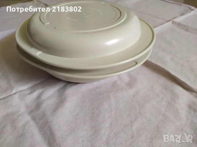 Сет купи Tupperware 1L + 0,750, снимка 3 - Кутии за храна - 47158922