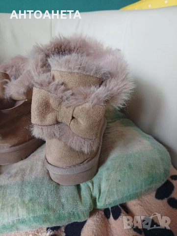 Продавам дамски боти топли , снимка 4 - Дамски боти - 51960110