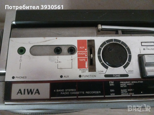 Радиокасетофон aiwa cs-210h , снимка 3 - Радиокасетофони, транзистори - 54028217