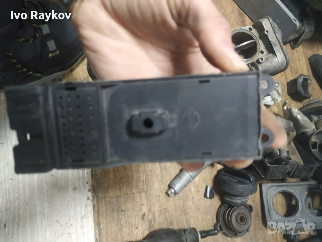 Бутони стъкла за NISSAN PRIMERA P11 , 80961-2F001/2, снимка 2 - Части - 53486292