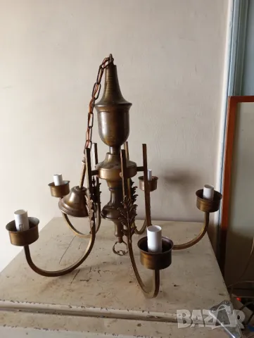 Полилей в стил арт деко