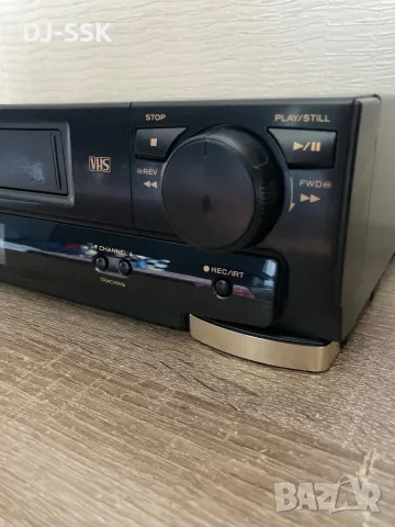 Hitachi VT-UX625A Hi-Fi Stereo Ultravision Video Cassette Recorder VHS видео , снимка 3 - Плейъри, домашно кино, прожектори - 47009480