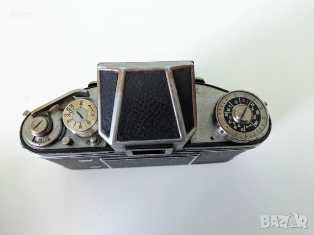 Рядък ретро лентов SLR фотоапарат Exakta VAREX IIb 35mm - тяло, снимка 3 - Фотоапарати - 53746697