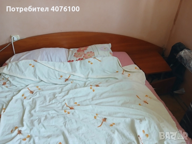 Продавам спалня комплект, снимка 2 - Спални и легла - 52945085