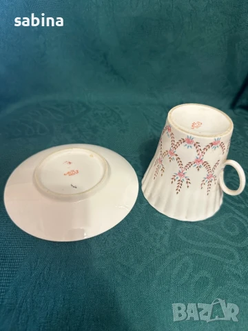 Руски костен порцелан ЛФЗ “Ломоносов”- чаши за кафе, снимка 3 - Антикварни и старинни предмети - 50717197