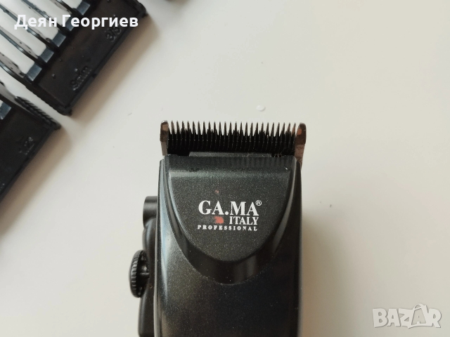 Продавам машинка за подстригване Gama Pro Italy с 2,4м кабел и 4 приставки