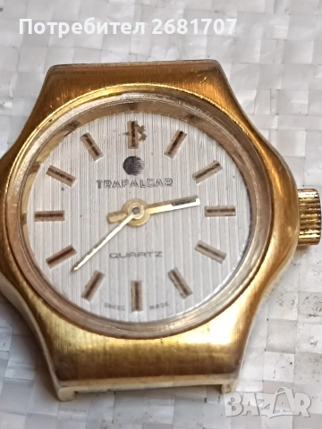 позлатен дамски часовник Trafalcar 