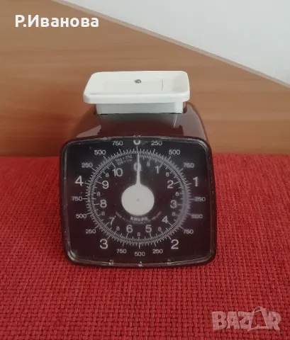 Винтидж  кухненска везна KRUPS