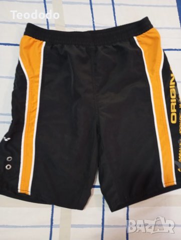 Къси панталони/ плувни Arena с подарък блузка , снимка 3 - Детски къси панталони - 50725873