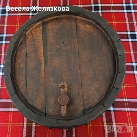 Капак от автентична дървена бъчва с канелка за декор