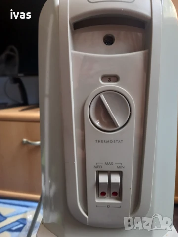 Маслен радиатор Delonghi, снимка 4 - Радиатори - 50754537