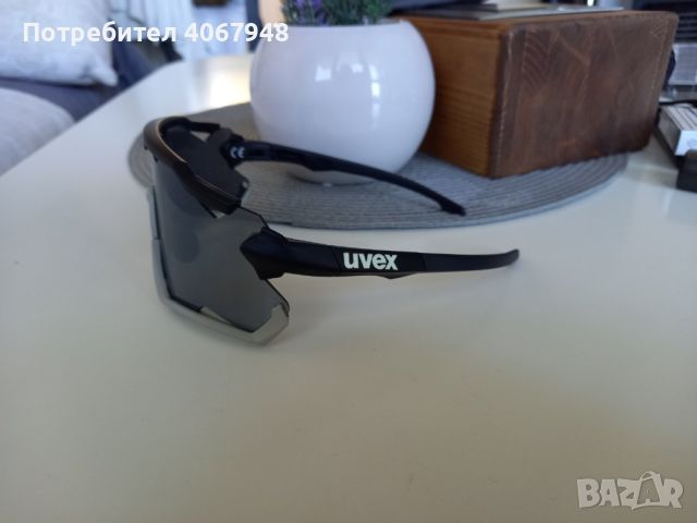 UVEX очила , снимка 1 - Слънчеви и диоптрични очила - 45304695
