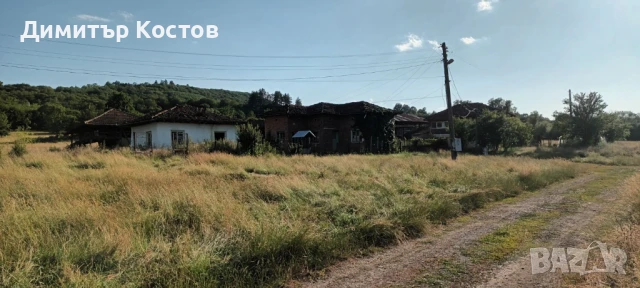 Къща с двор, снимка 1