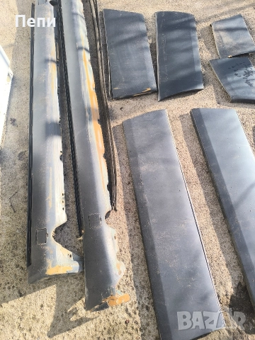 Лайсни и прагове за Мерцедес 124 седан, снимка 2 - Части - 52618089