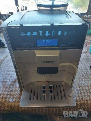 Еспресо кафе машина Siemens EQ.6 series 300, снимка 1 - Кафемашини - 46423250