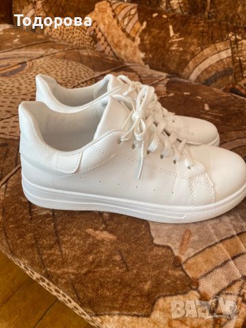 Снежно бели спортни обувки, снимка 2 - Дамски ежедневни обувки - 45697020