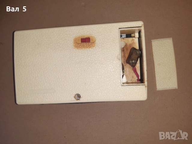 Старо радио , транзистор СЕЛГА - СССР с калъф, снимка 7 - Антикварни и старинни предмети - 54268282