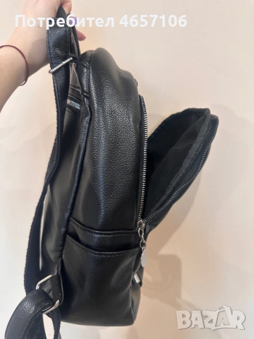 Продавам дамска раница, снимка 3 - Раници - 53465765