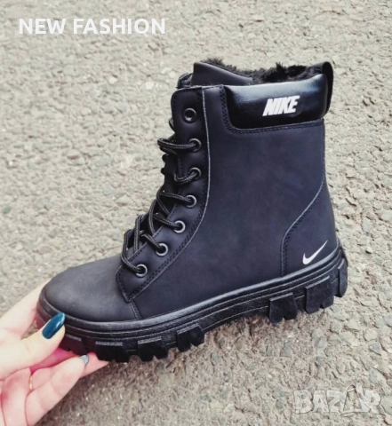 Дамски Боти ✨ Nike , снимка 3 - Дамски боти - 52214594