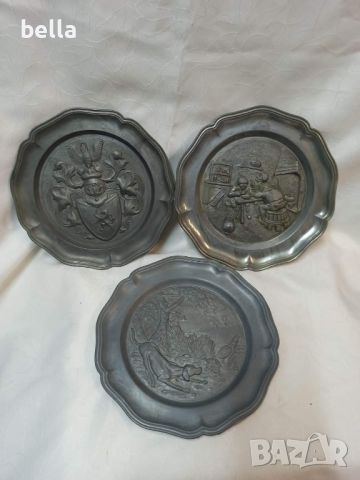 3 релефни калаени чинии за стена, снимка 1 - Антикварни и старинни предмети - 46103782