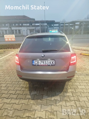 Skoda Octavia, снимка 8 - Автомобили и джипове - 53044262