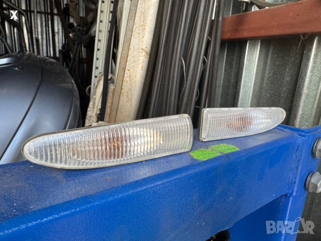 БЕЛИ СТРАНИЧНИ МИГАЧИ ЗА JAGUAR X-TYPE 