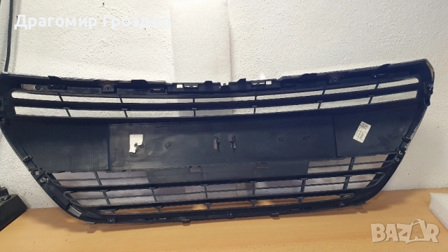 Оригинална радиаторна решетка (маска) за Peugeot 208 I Facelift / Пежо 208 (2016-2019), снимка 11 - Части - 52476140