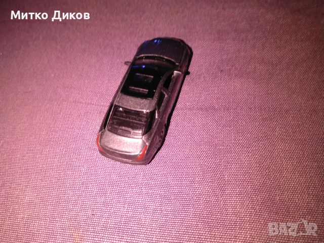 колекционерски метален модел на Jaguar XJ (2010)т Welly.  Мащаб:  1:64, снимка 3 - Колекции - 53237215