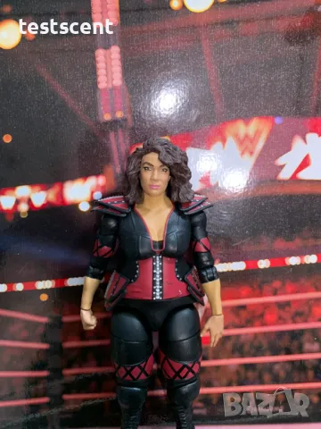 Екшън фигура WWE Nia Jax Ная Джакс Mattel WWE Elite figure играчка, снимка 6 - Колекции - 49136834