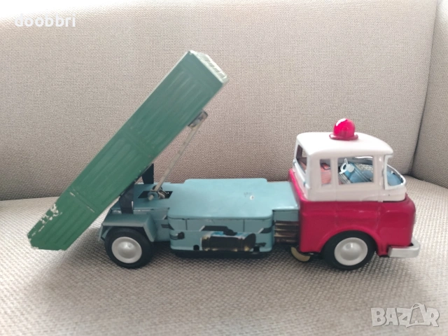 китайско камионче, снимка 4 - Антикварни и старинни предмети - 53935265
