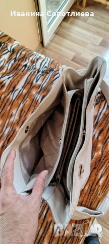 Продавам дамски чанти естествена кожа , снимка 3 - Чанти - 54207278