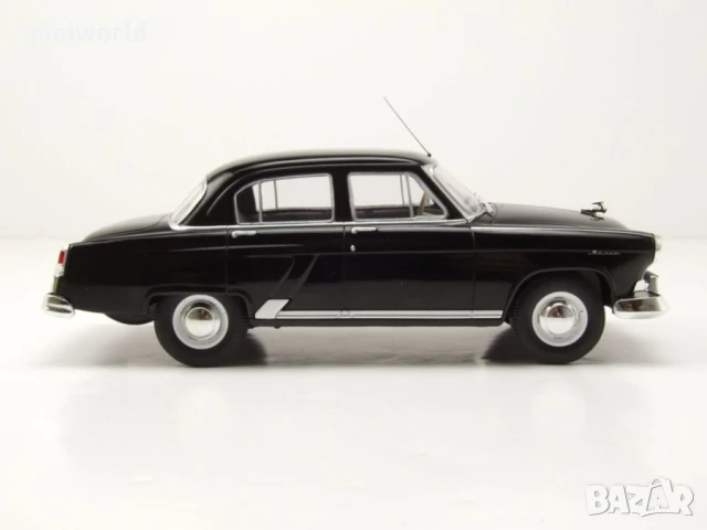 ГАЗ M-21 Волга 1960 - мащаб 1:24 на Whitebox моделът е нов в кутия, снимка 4 - Колекции - 50614281