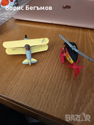 Лот жълт биплан и хеликоптер Matchbox 2 за 10, снимка 4 - Колекции - 53994832