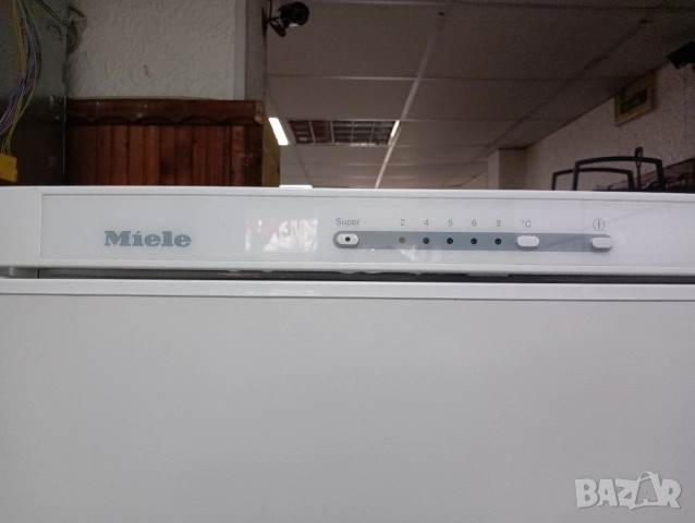 Комбиниран хладилник с фризер Миеле Miele с две години гаранция!, снимка 3 - Хладилници - 53968280
