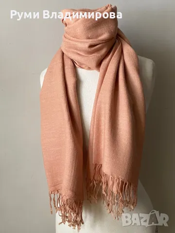 Голям, бледо розов шал от 100 % пашмина, 2 метра, снимка 6 - Шалове - 49789294