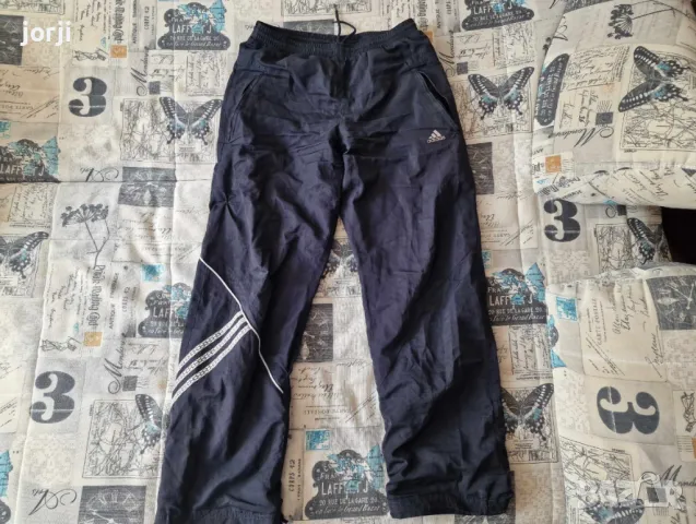 Оригинално долнище Adidas, снимка 1 - Спортни дрехи, екипи - 47268455