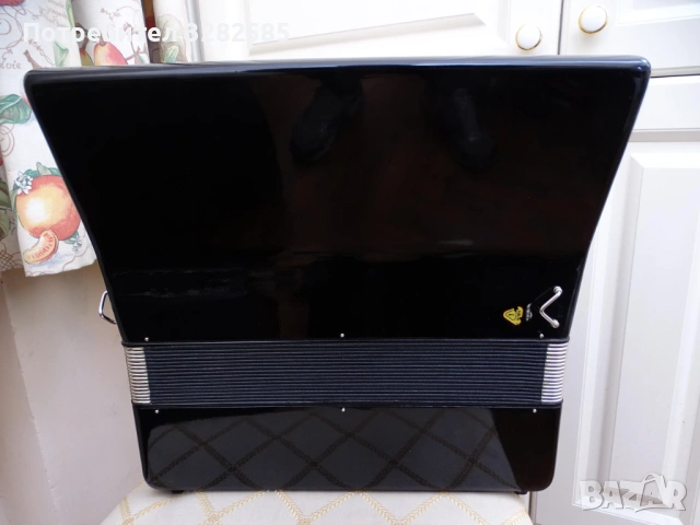 Акордеон Велтмайстер Стела 80 баса, снимка 8 - Акордеони - 53652735