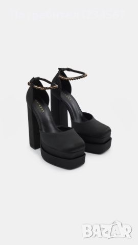 Нови обувки по модел на  Versace, снимка 1 - Дамски обувки на ток - 46447906