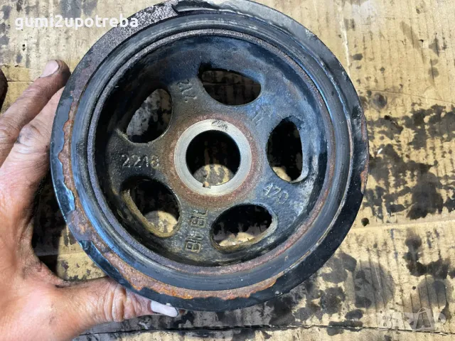 Ремъчна Шайба Колянов Вал 6420300003 Mercedes E class W211 4Matic Tmodel 320CDI, снимка 3 - Части - 50228188