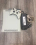 Продавам Xbox 360 с контролер и захранване, снимка 1