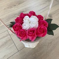 Аранжирани сапунени рози в кутии букет в кутия подарък цветя, снимка 2 - Декорация за дома - 45714912