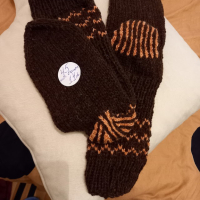 Ръчно плетени мъжки чорапи от вълна размер 45, снимка 7 - Мъжки чорапи - 44611029