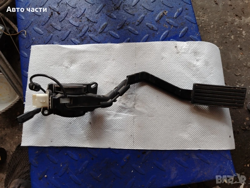 Потенциометър газ за Peugeot 307 Hatchback (08.2000 - 12.2012), № F00C3E2429

, снимка 1