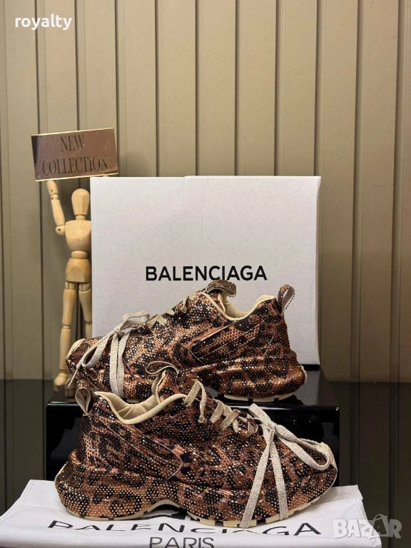 Balenciaga НА ЕДРО Дамски Маратонки С Камъни 8 Бр. , снимка 1