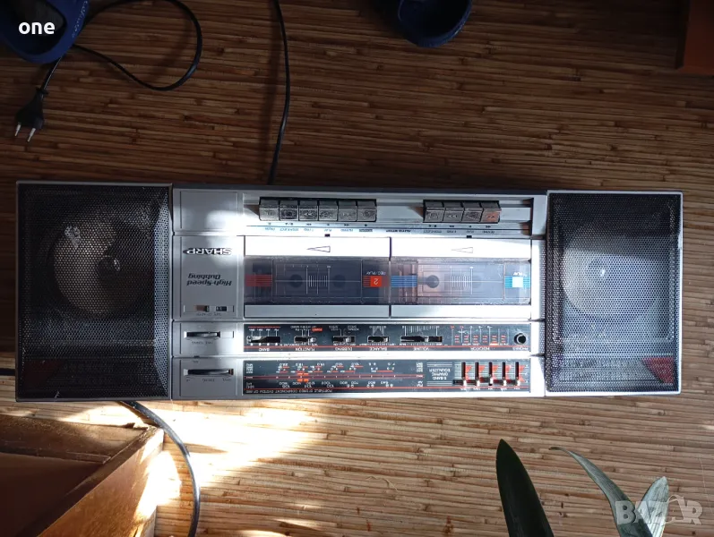 Sharp560z(f) radiocasette retro ретро радиокасетофон шарп, снимка 1