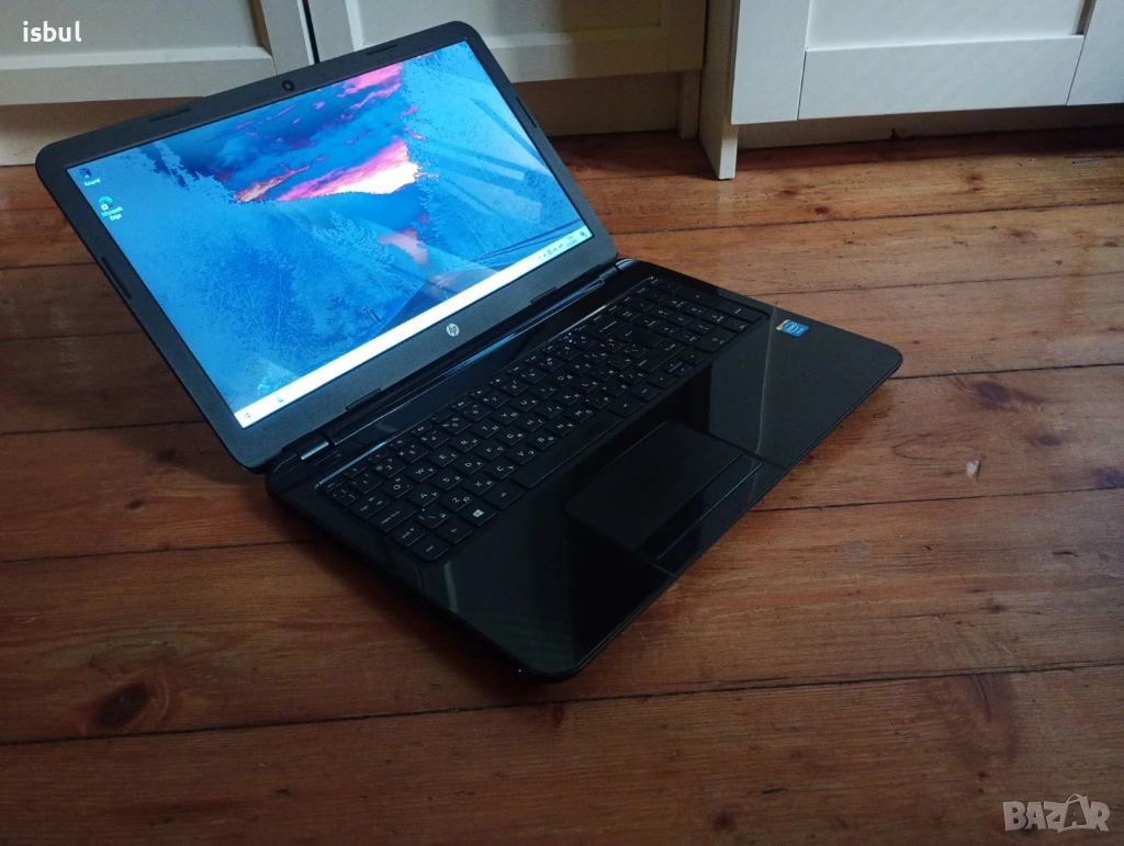 Лаптоп Hp, отличен, Pentium N3540 Quad core, батерия 3 часа , НОВО SSD, снимка 1