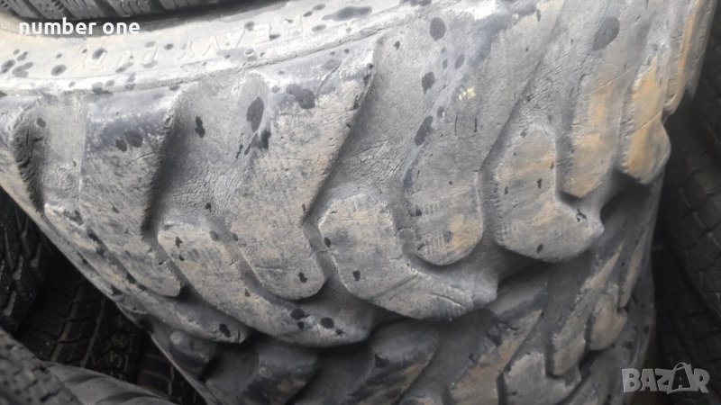 гуми10-16.5 бобкат, снимка 1