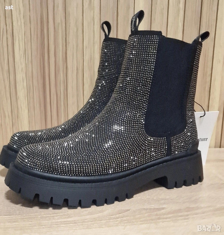 Боти с камъчета juicy, снимка 1