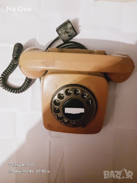 Продавам стар модел стационарен телефон , снимка 1